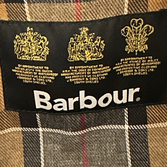 Barbour Beaufort Jacket - Picture 4 of 12
